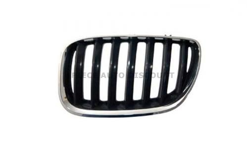 Accéder à la pièce Grille de calandre gauche Noire - Chrome